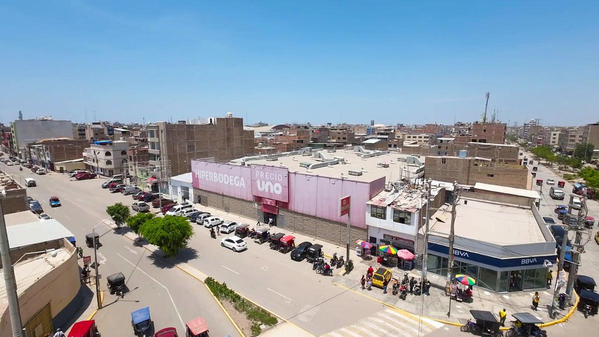 VENTA DE LOCAL COMERCIAL EN AV. FERNANDO BELAÚNDE TERRY
